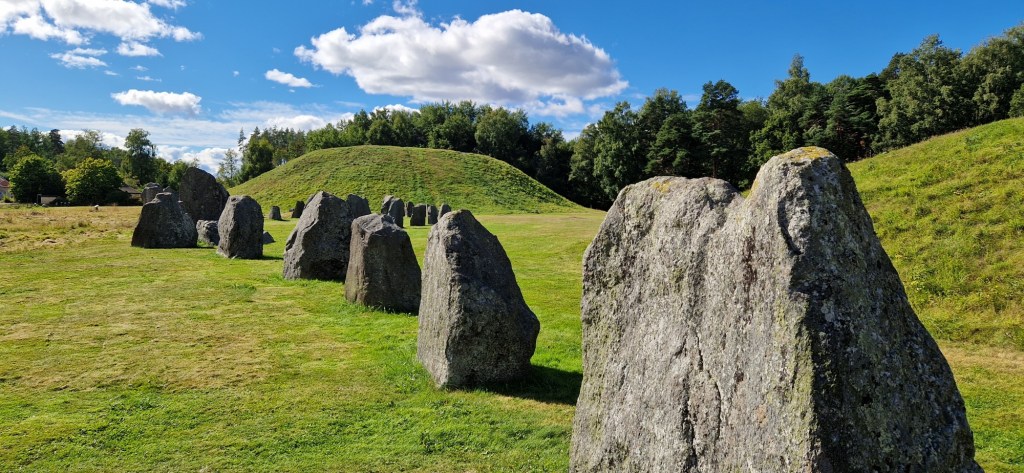 Skeppssättning vid Anunds hög i Västmanland.
